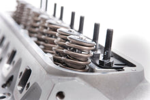 Load image into Gallery viewer, Edelbrock 60255 RPM Small Block Ford 2.02" Cylinder Head Suit Hydraulic Roller Camshaft